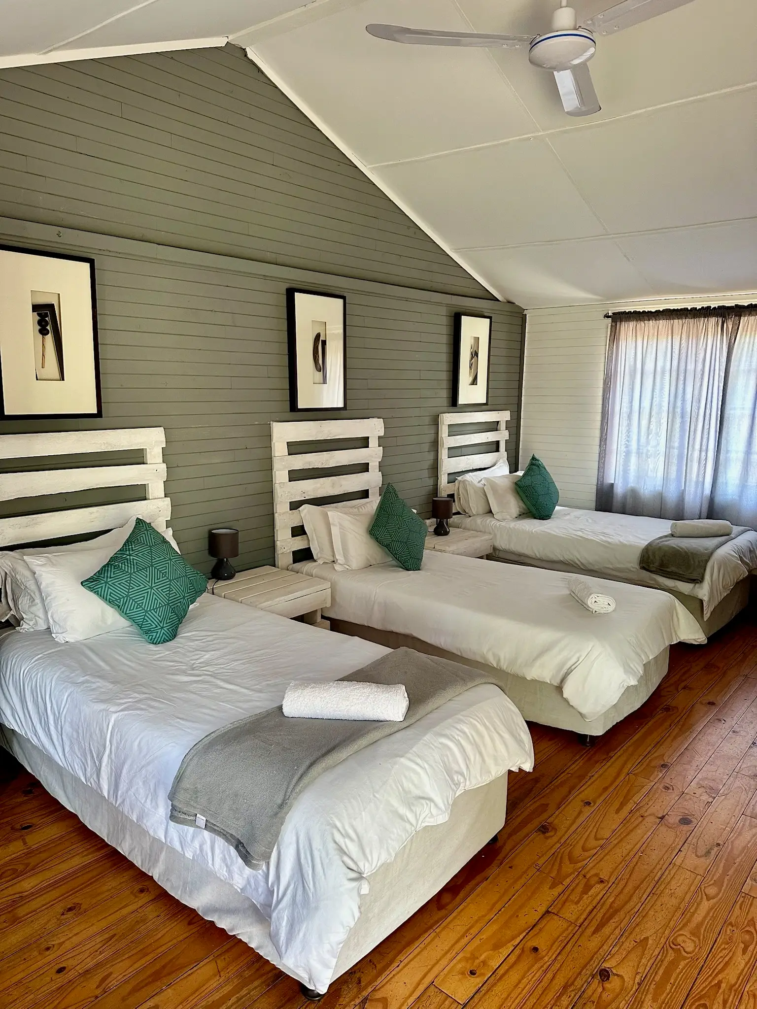 Helping Hands for Wildlife Südafrika Vervet Monkeys Retreats Chalet Zimmer