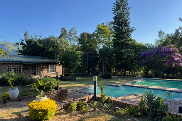 Helping Hands for Wildlife Südafrika Pool